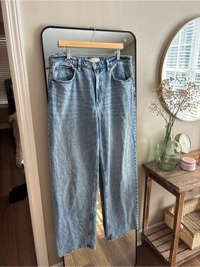 Abercrombie & Fitch The Loose High Rise Jeans